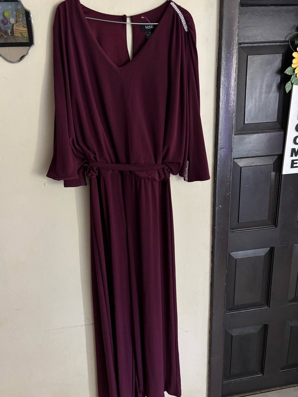 MSK Burgundy jumper with V-Neck and Cinched Waist